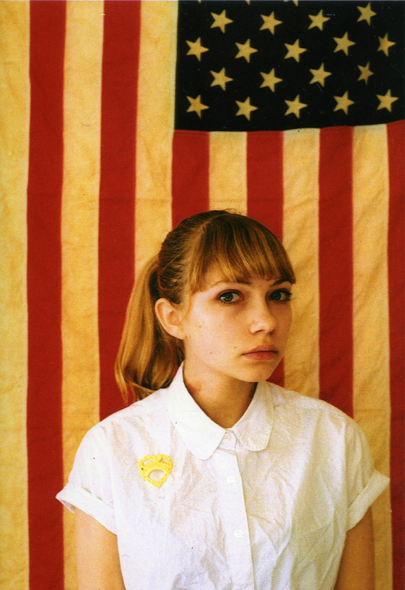 TaviGevinson2013CreditPetraCollins