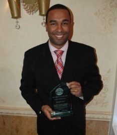 Harold recible placa