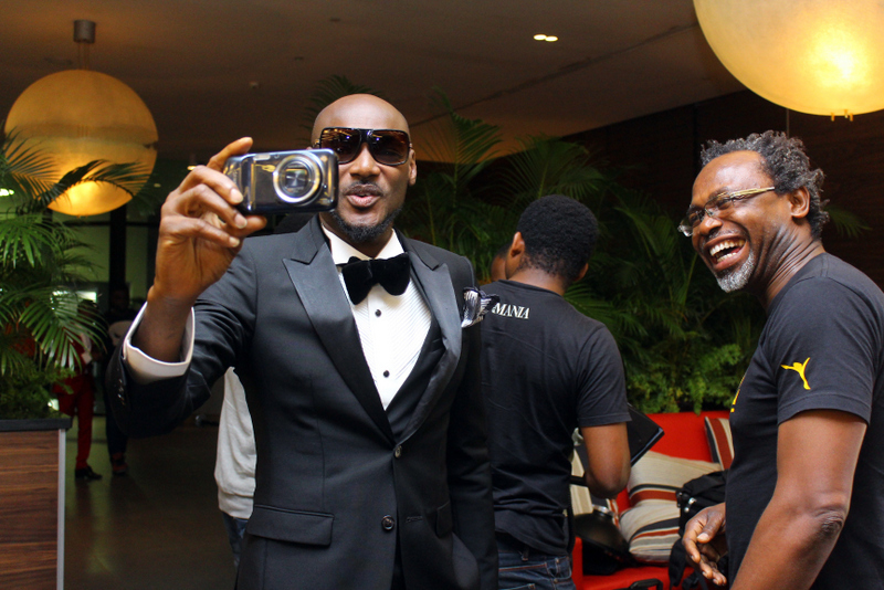 2Face and Kelechi Amadi Obi during photoshoot