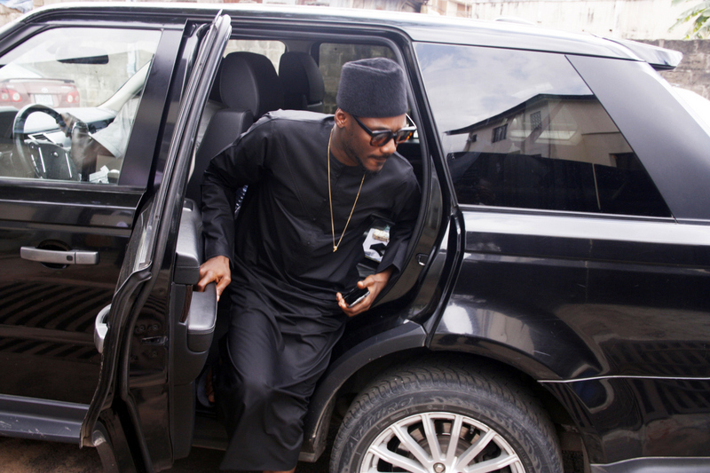 2Face steps out of his Range Rover