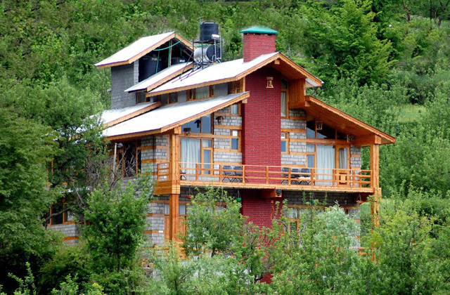 2 3 Bedroom Pine Wood Cottages In Main Manali Rs 7 000 Rs 10 500 Per Night