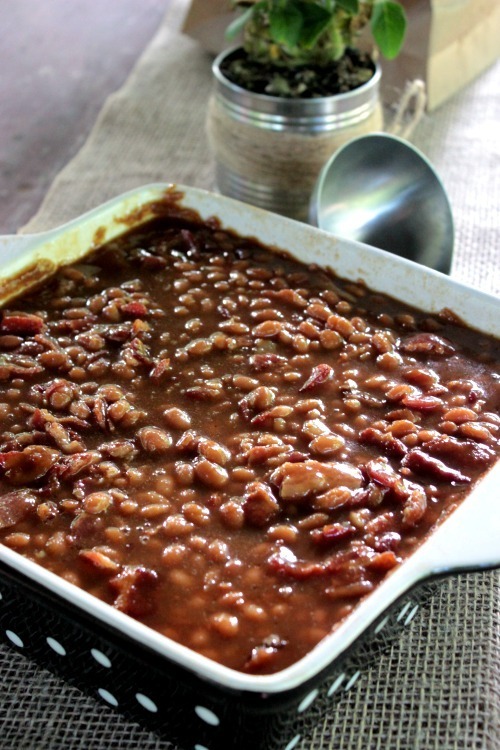 Easy Jack Daniels Baked Beans from