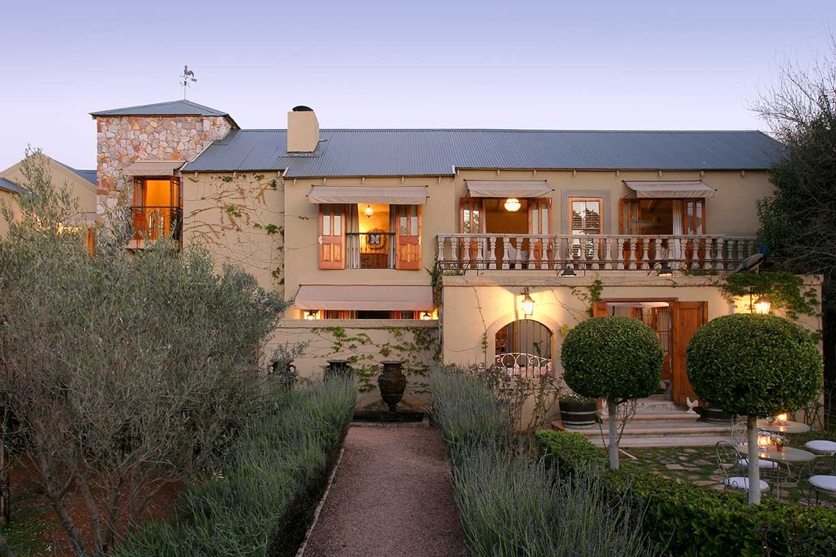 Brides Essence Issue 20