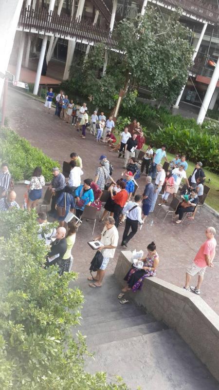 ImmQueue20Aug.jpg?1442583862