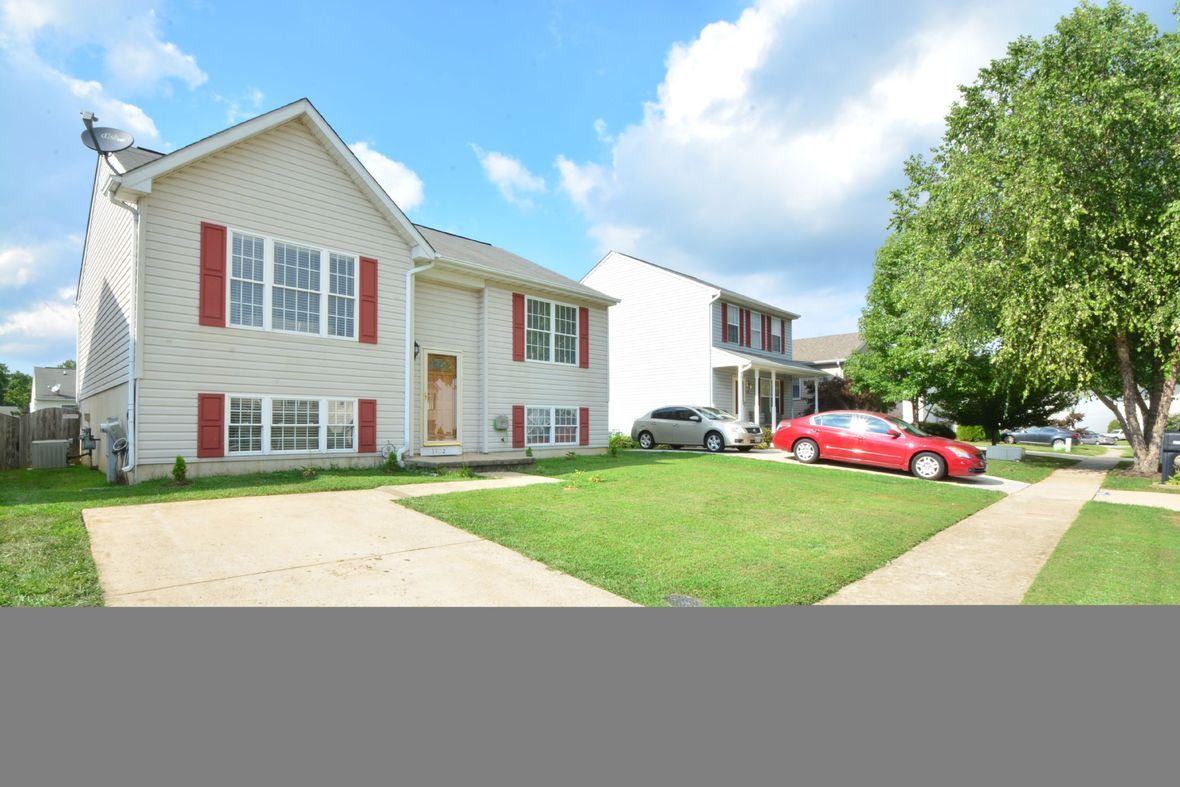 RE/MAX FIRST CHOICE OPEN SATURDAY AND PRICE IMPROVED