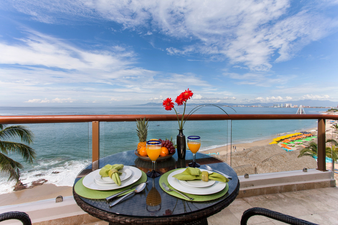 Puerto Vallarta November rental specials
