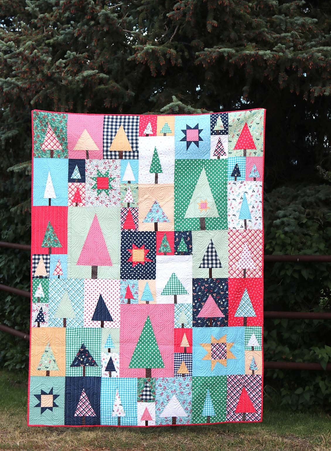 A Patchwork Pines Quilt Along + Spooky Halloween Project Ideas