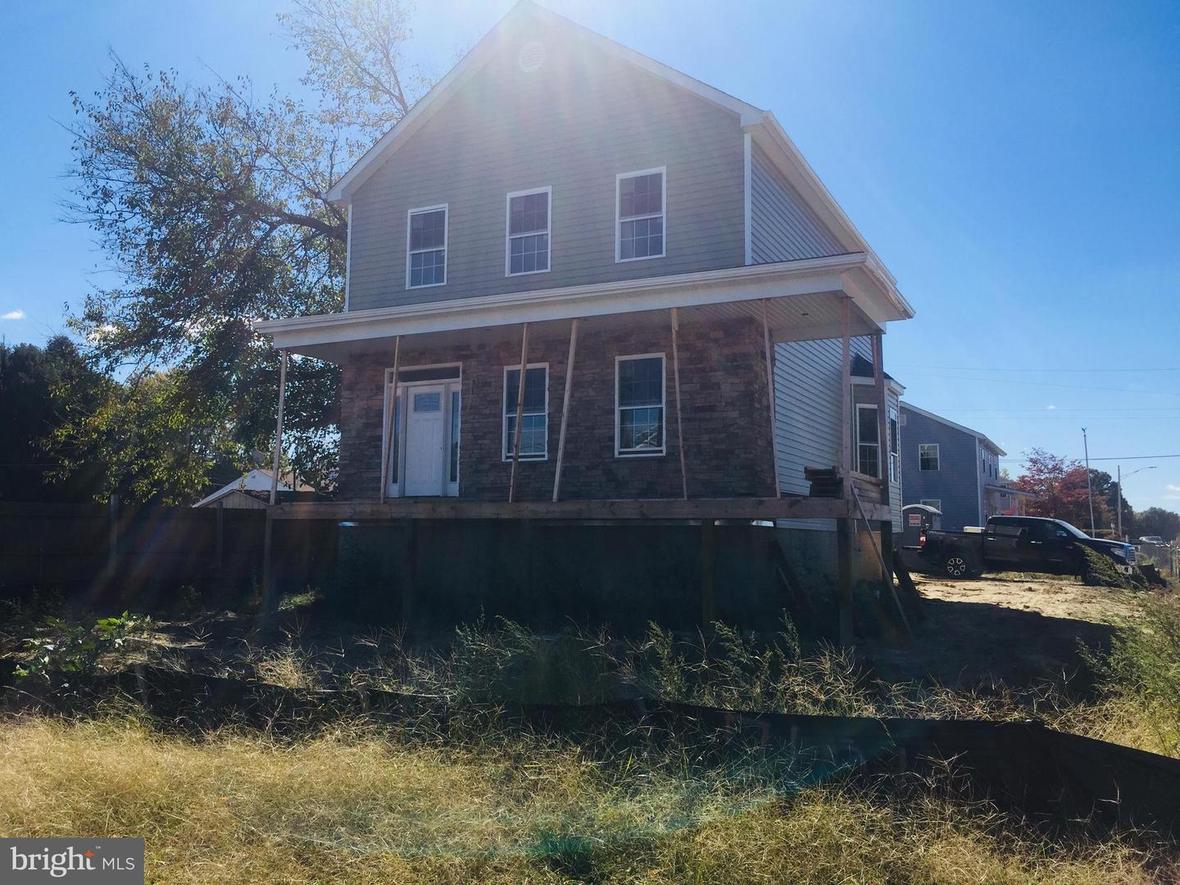 HOMES BY LUKE REEDER Open Houses, New Listings, and Price Drops (beard not required)! (10/18/19)