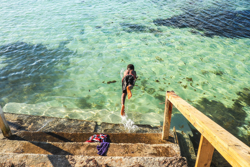 Boy-Diving2