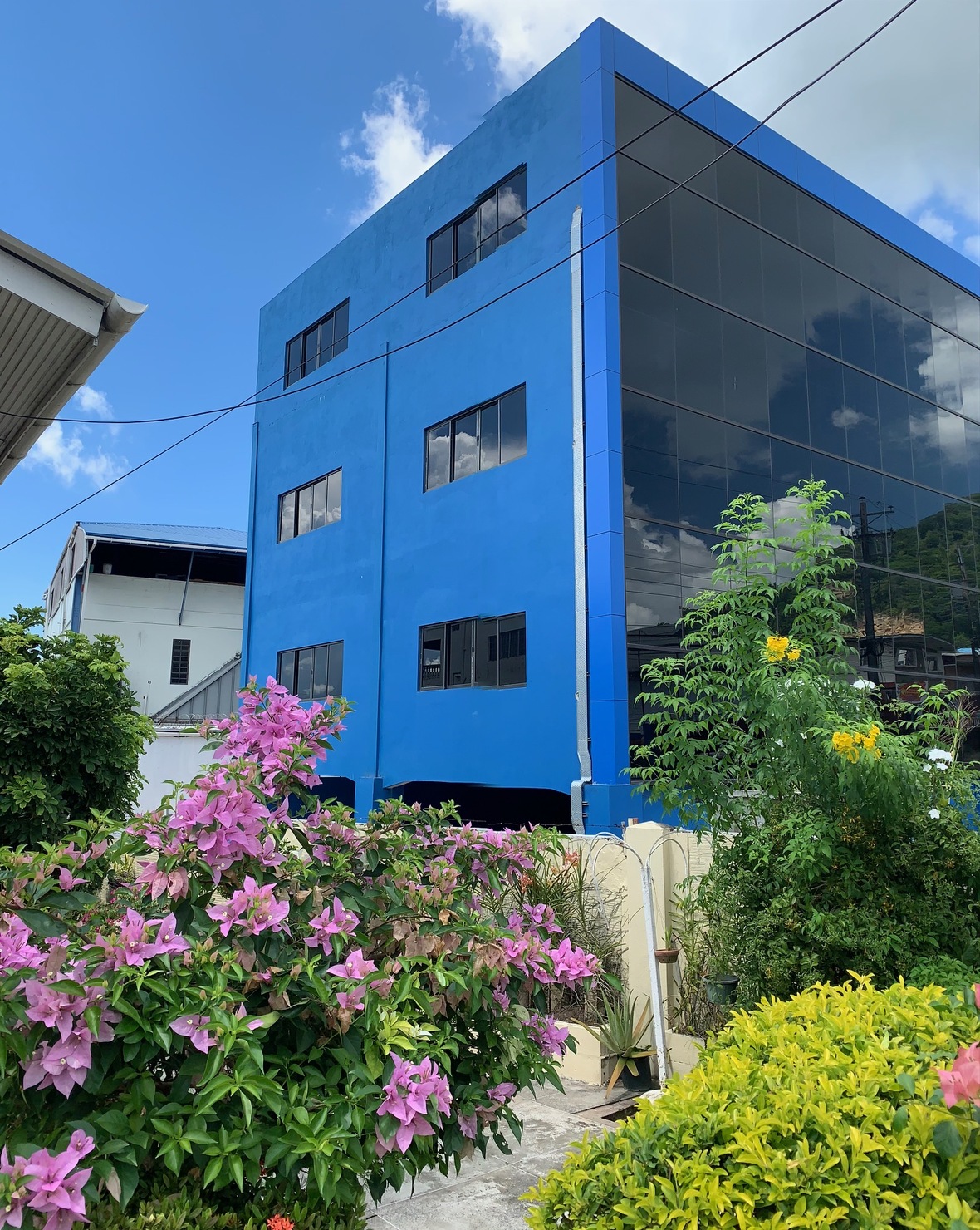 COMMERCIAL RENTAL IN SAN FERNANDO 40,000.00 PER MONTH!!