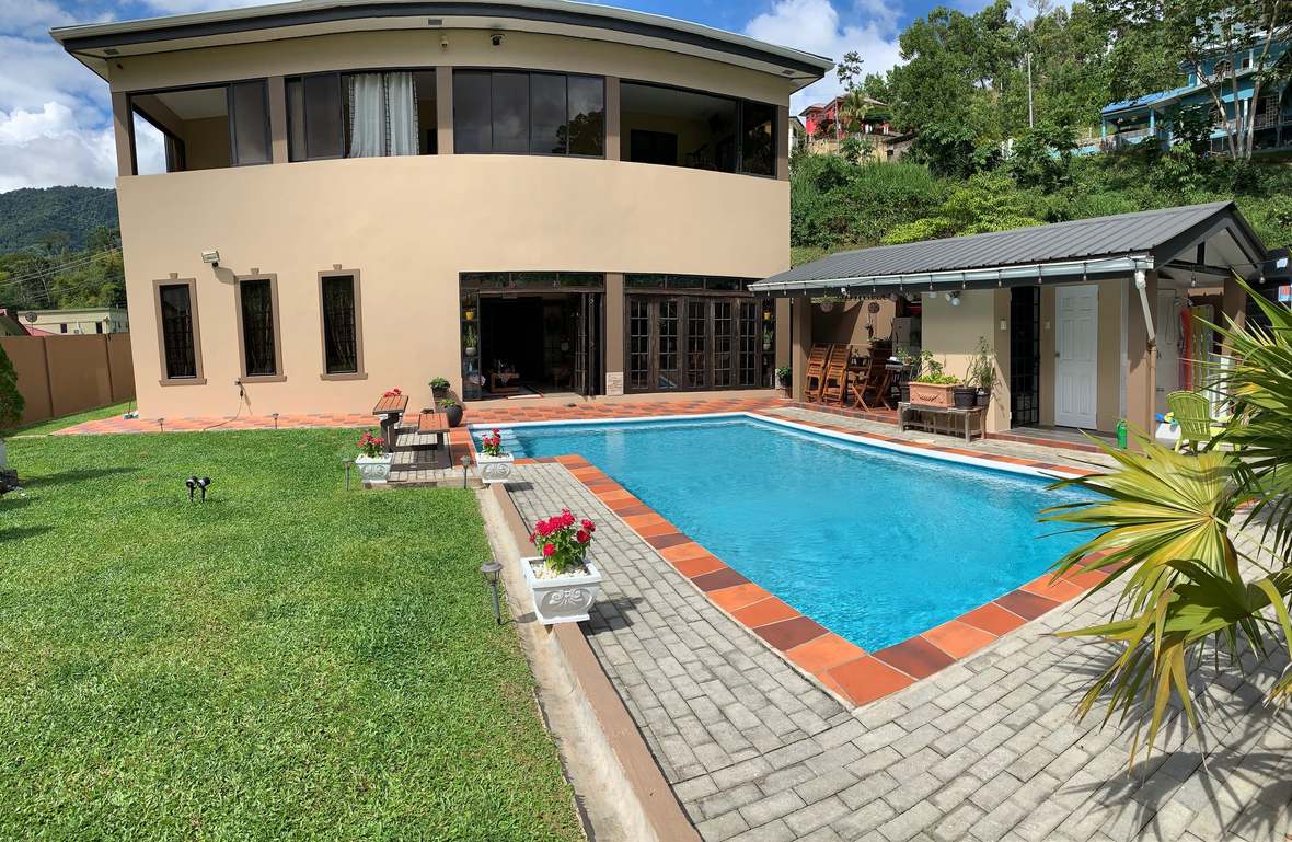 MARACAS VALLEY HOME WITH POOL 4.8M!!