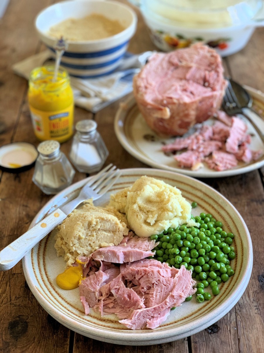 Boiled-Ham-and-Pease-Pudding