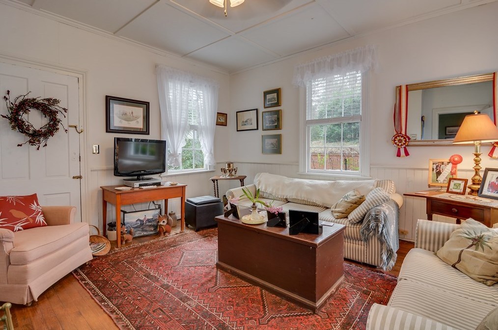 Just Listed Near Hitchcock Woods Stirrup Cup Cottage