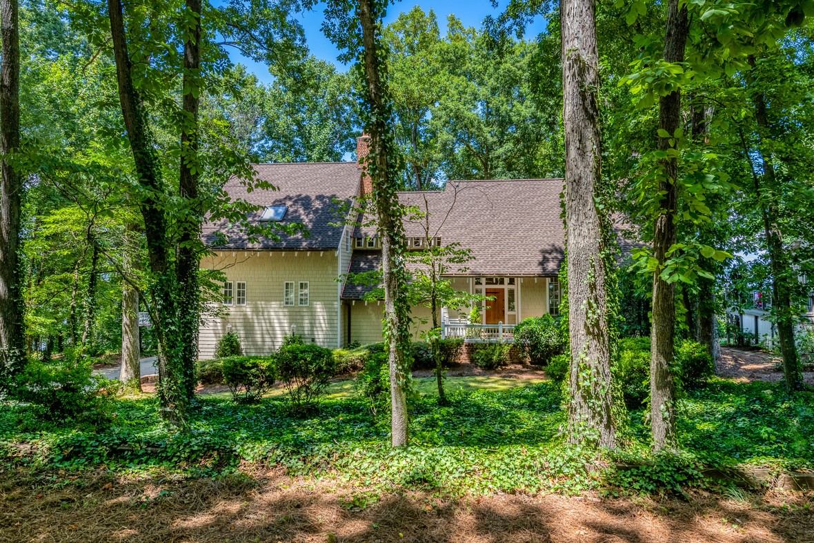 COMING SOONWATERFRONT! 16240 NORTH POINT ROAD, HUNTERSVILLE NC 28078