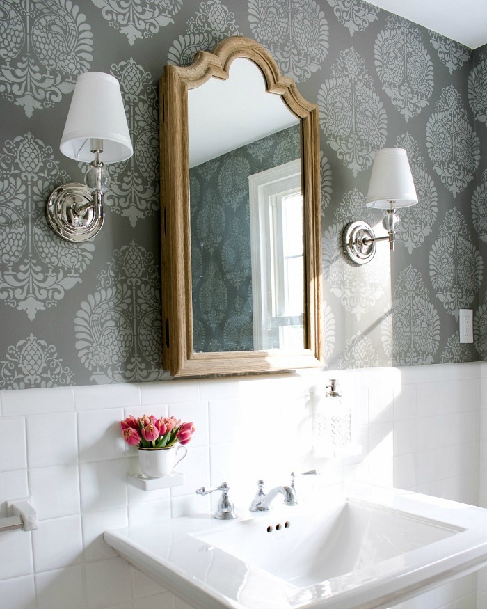 Decorating a Small Bathroom Ideas & Inspiration for Making the Most of