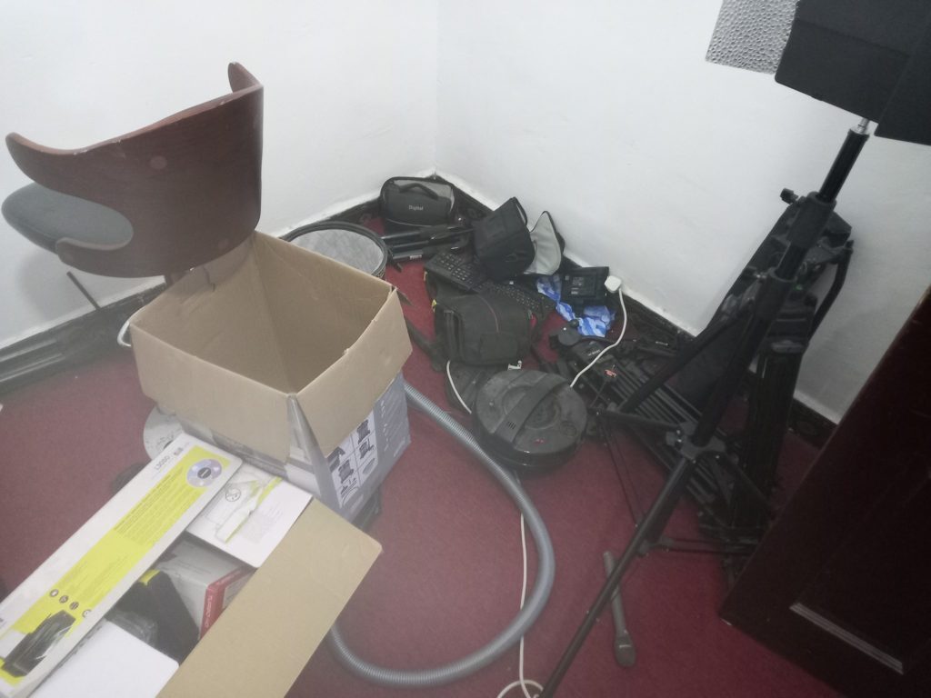 Caption goes Raid on Radio Mustaqbal by Somali police “Haramcad” unit in Mogadishu on Tuesday 27 April 2021. (Photo/Private).here Raid-on-Radio-Mustaqbal-on-27-April-2021-1024x768