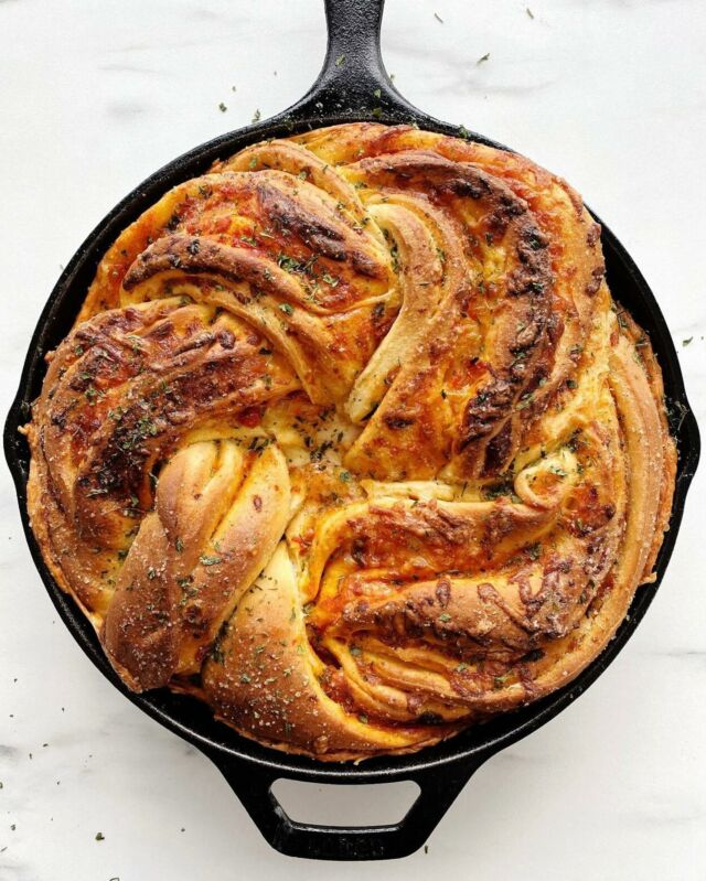 Deep Dish Pizza Bread - The Vanilla Bean Blog