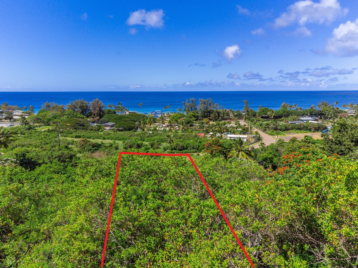 OAHU'S NORTH SHORE ACREAGE NEAR PIPELINE