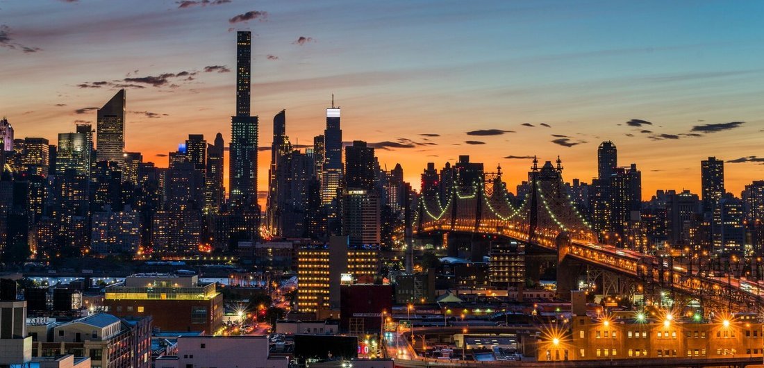 LIC
