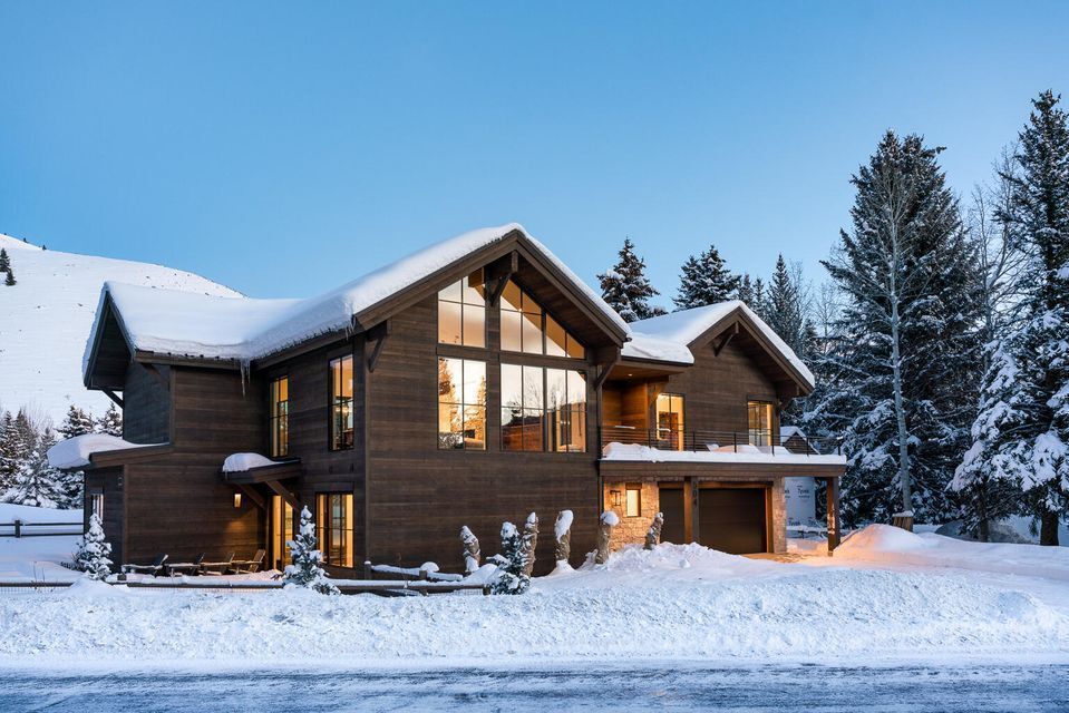 Sun Valley Real Estate/Christie's Holiday Newsletter 2022