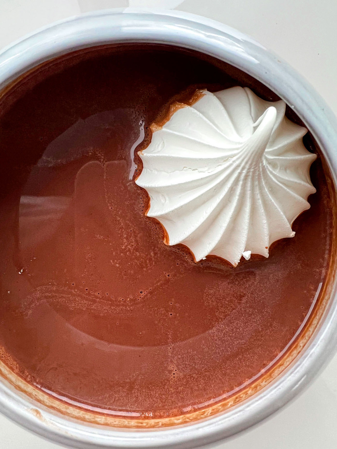 chocolate-dipped-meringue-cookies-5