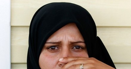 468198 syrian refugee woman-737998