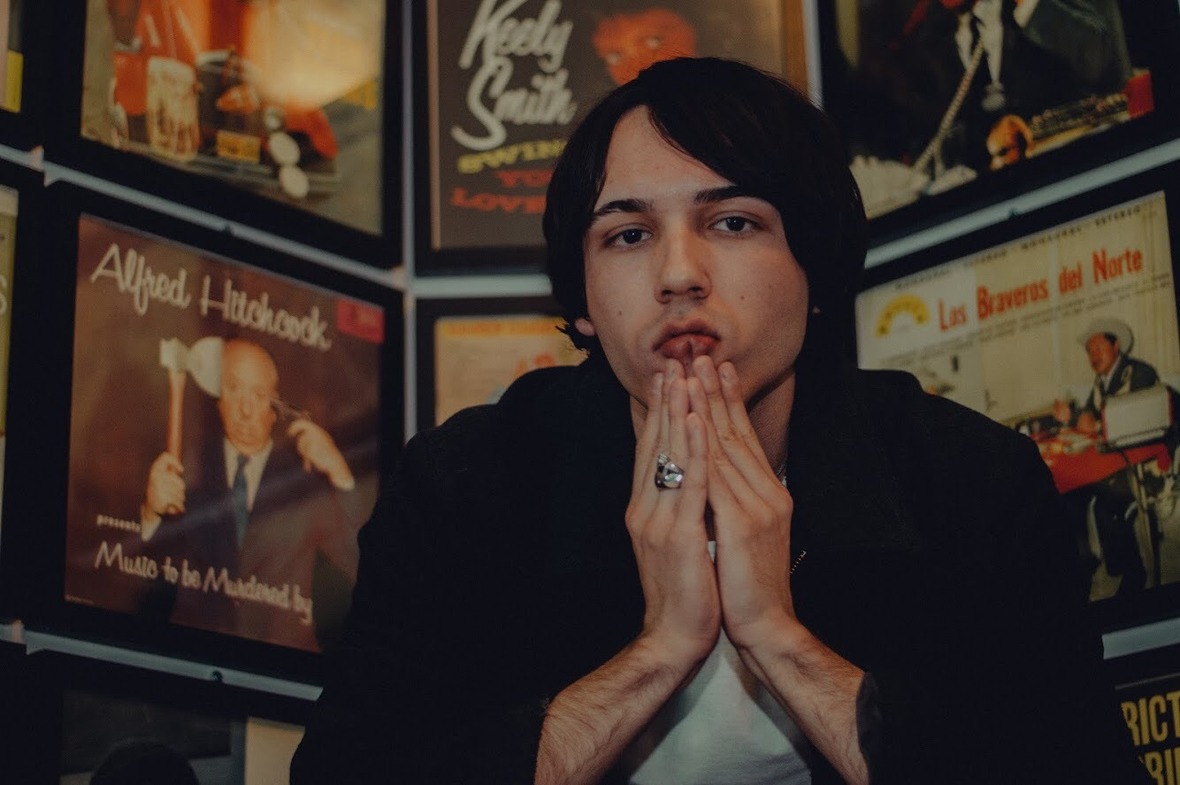 Molly Drag / Johnny Goth 7 " Split Out November 16; Now Available For