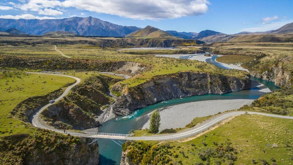 Agent's Bad Advertisement, Aussie Property Market could crash by 50